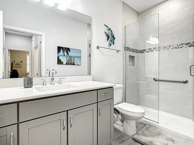 Guest bathroom with shower
