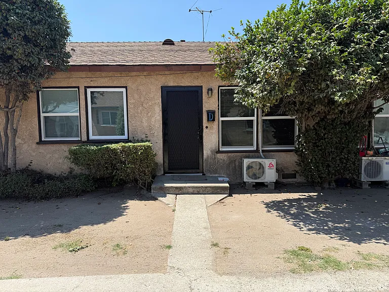 1818 S San Gabriel Blvd #D — Photo 1