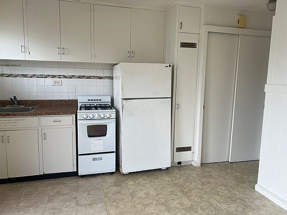 2nd image of 231C Lehua St #4