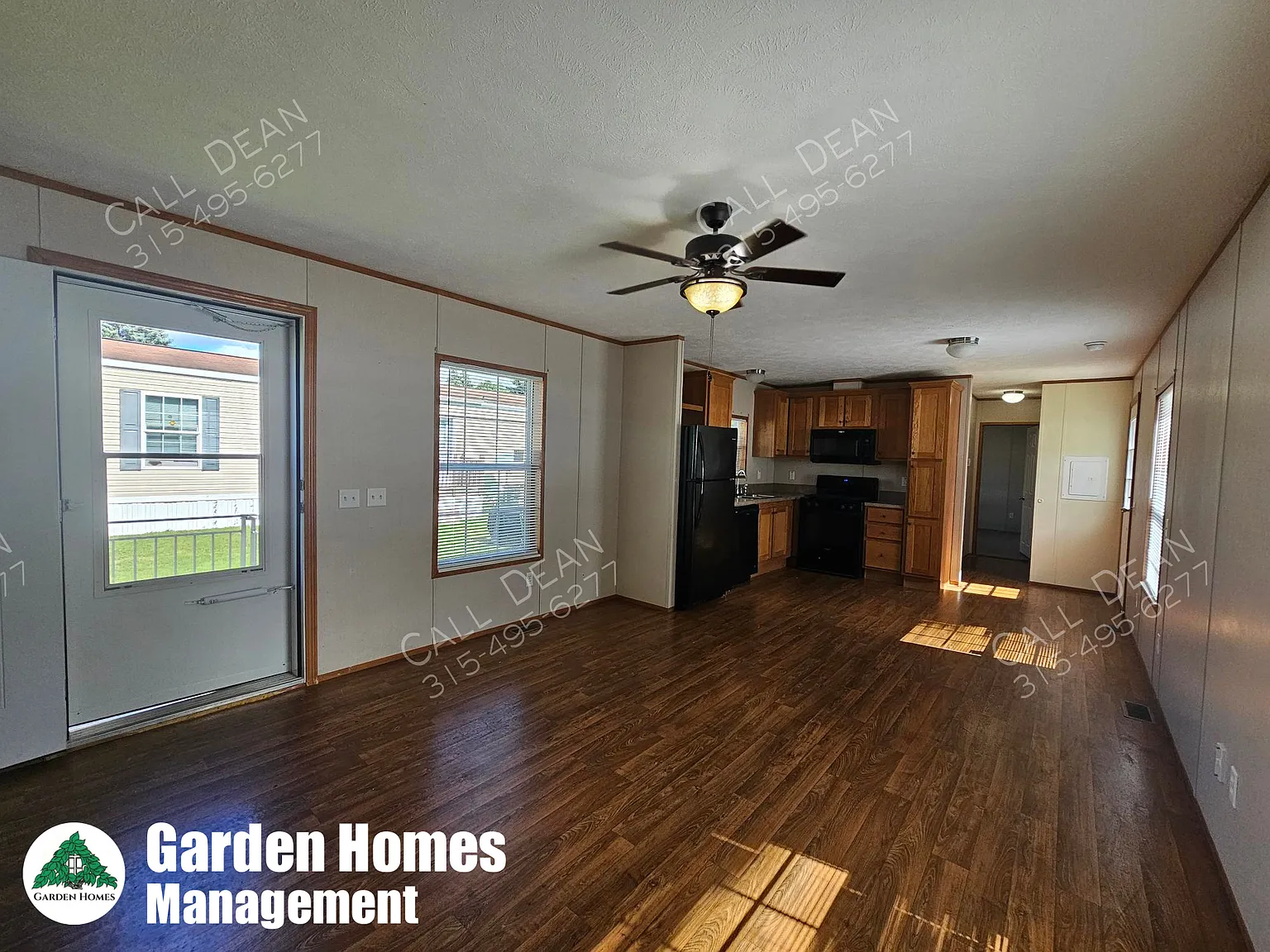 3 bed, 1.5 bath, 980 sqft, $1,350 — Photo 3