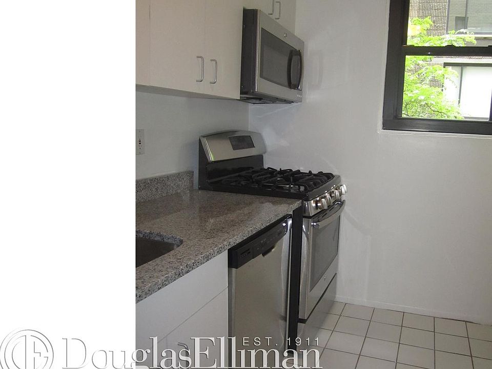 2nd image of 333 E 49th St APT 7A
