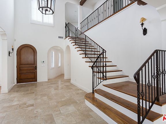 4th image of 763 Patterson Pl