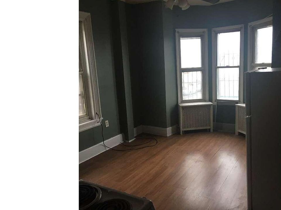 2nd image of 139 N 63rd St
