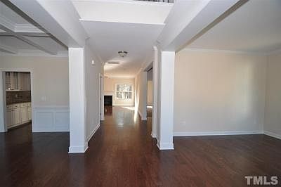 3rd image of 298 Dongola St