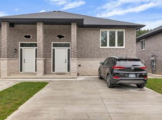 1867 Northway Ave #A & B, Windsor, ON N9B3L7