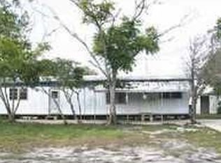 371 Center Dr, Deland, FL 32724