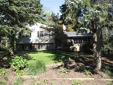 1st image of 889 Martindale Dr