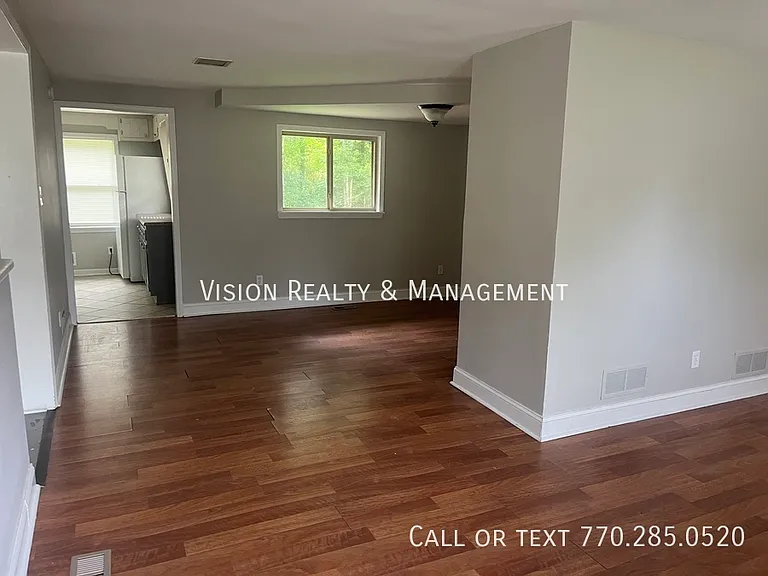 1012 Sapphire St — Photo 13