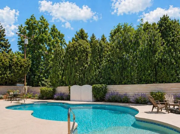 10200 Shoshone Ave, Northridge, CA 91325