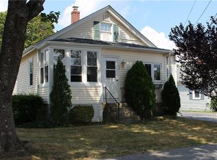 44 Whipple Ave, Barrington, RI 02806