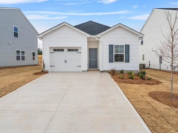1464 Donhill Dr, Greer, SC 29651