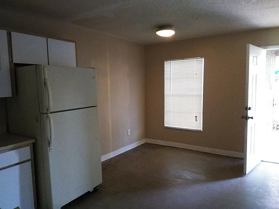 5th image of 2803 N 29th St