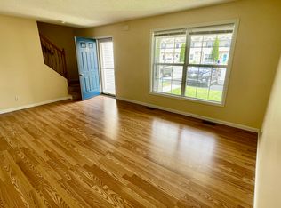 14 Johns Dr, Enola, PA 17025