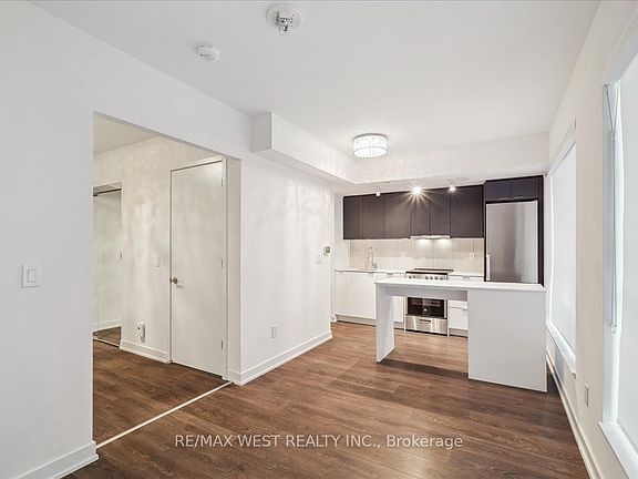 2nd image of 8 Tippett Rd #426