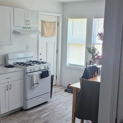 3rd image of 59 Broad St #B