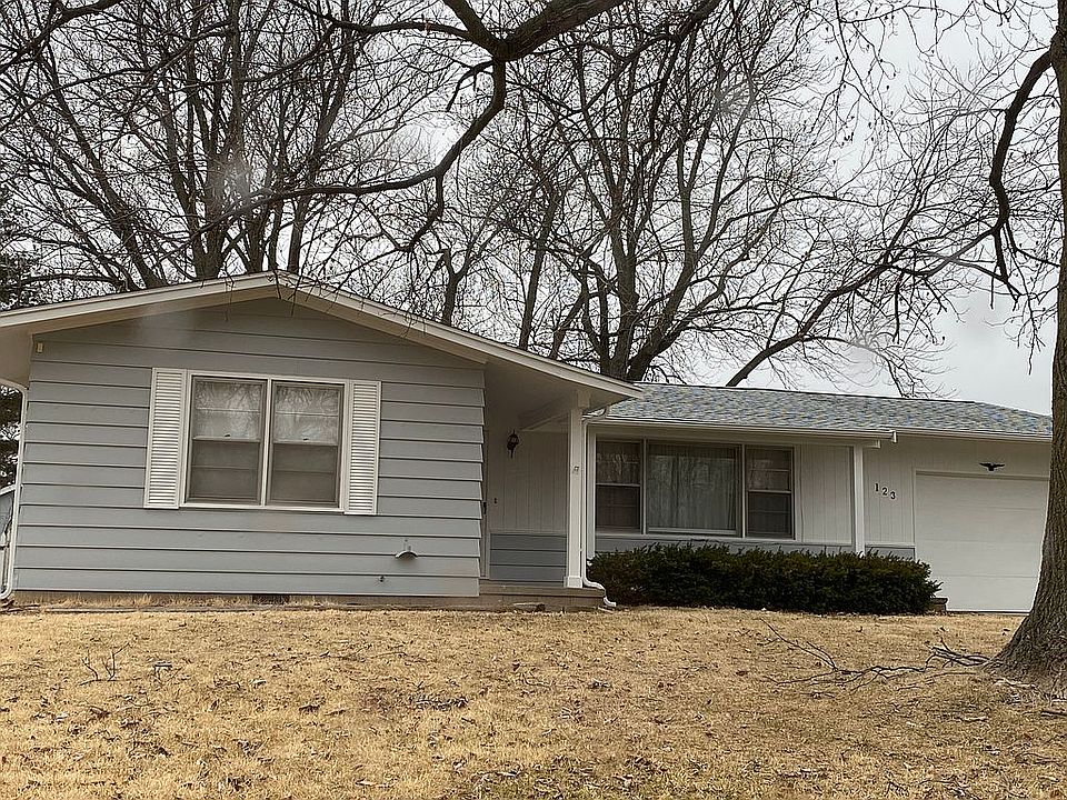 Exterior painted gray-2019