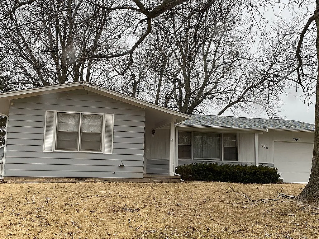 123 Glenridge Dr photo 1