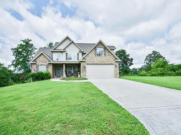 3rd image of 542 Linginfelter Ln