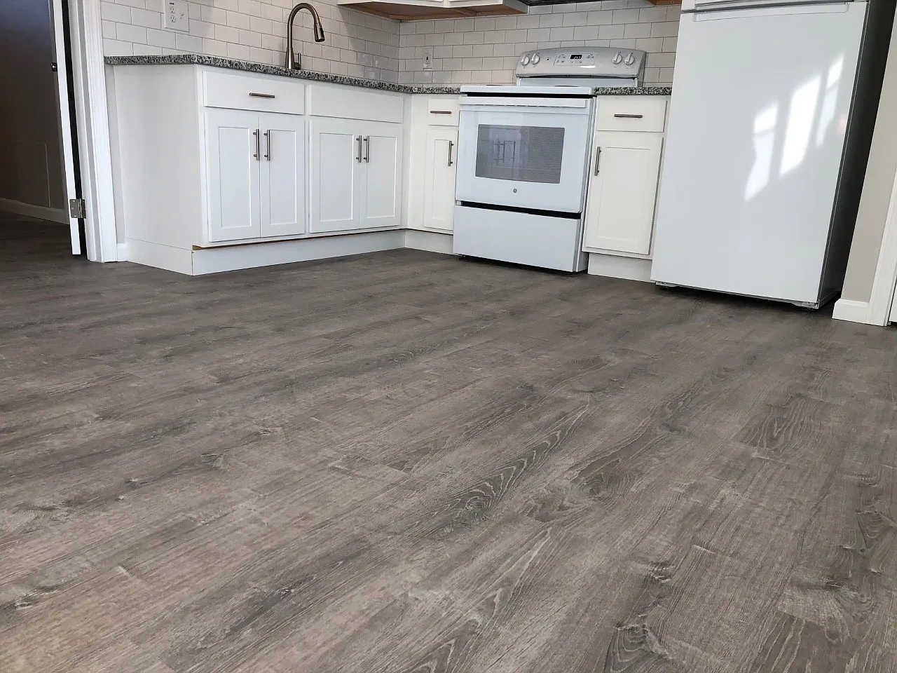 Crestwood Apartments — Photo 2