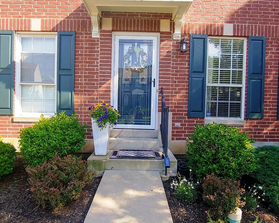 1st image of 450 Parkview Place Dr