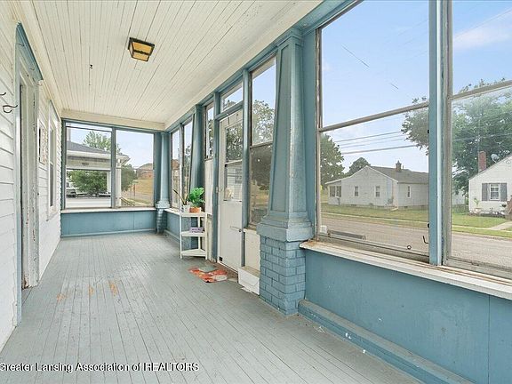 4th image of 321 E Thomas St
