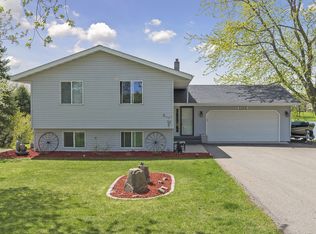 1183 Janett Ave NE, Saint Michael, MN 55376