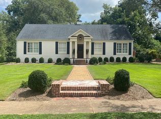 888 Dixie Ave, Madison, GA 30650