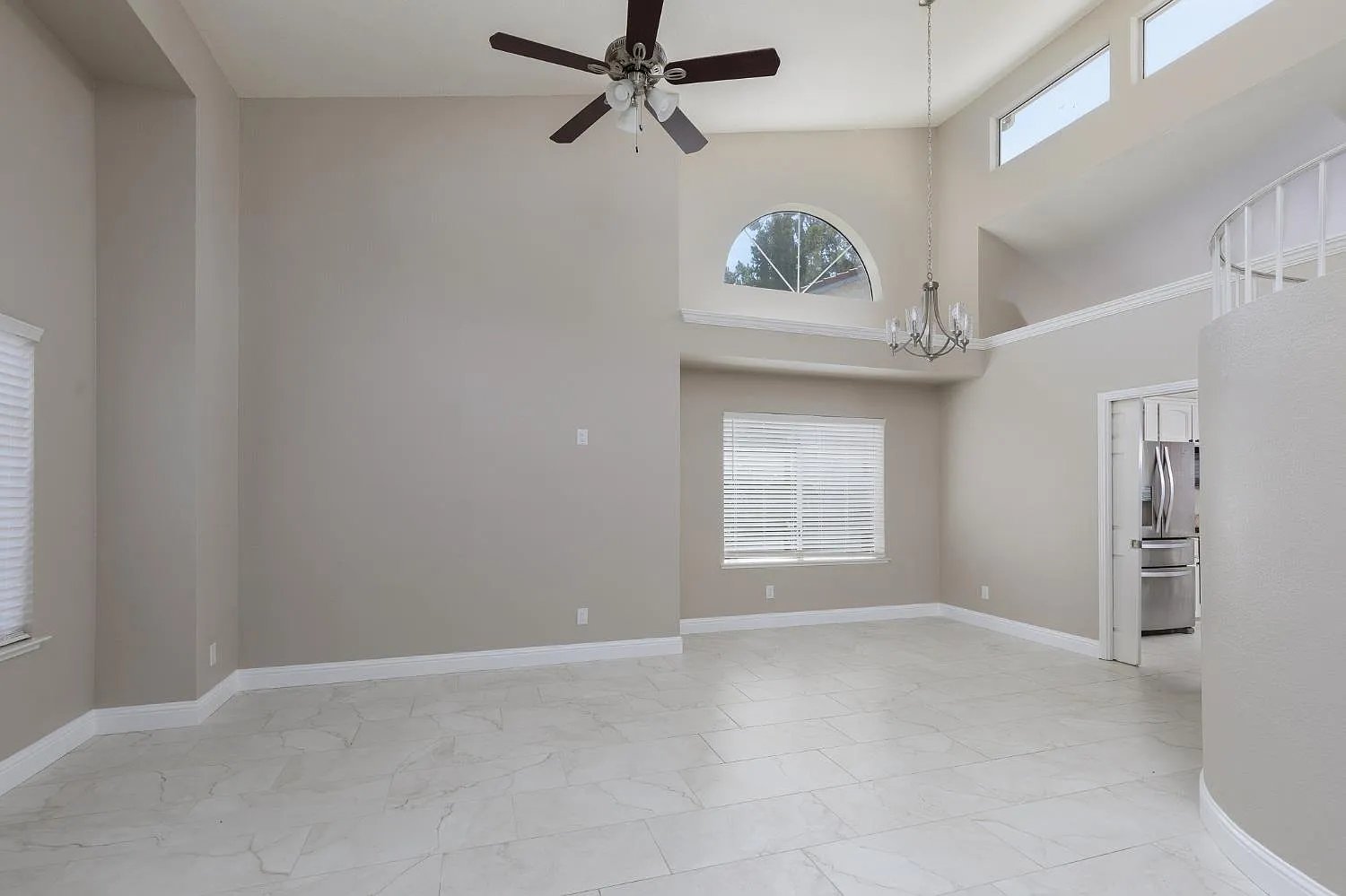 3 bed, 1902 sqft, $2,795 — Photo 3