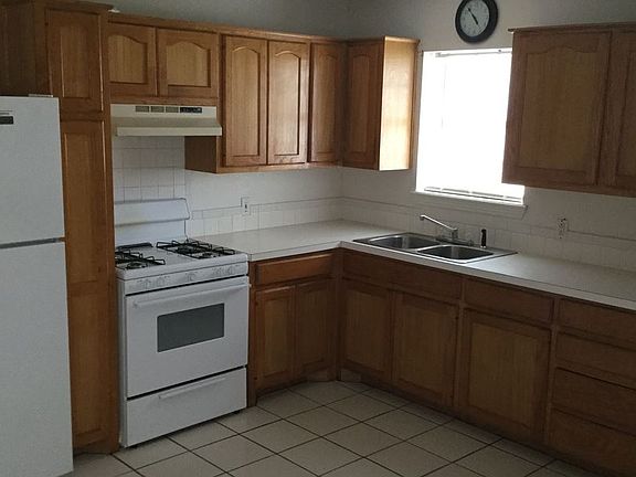 2nd image of 2601B Roosevelt Ave