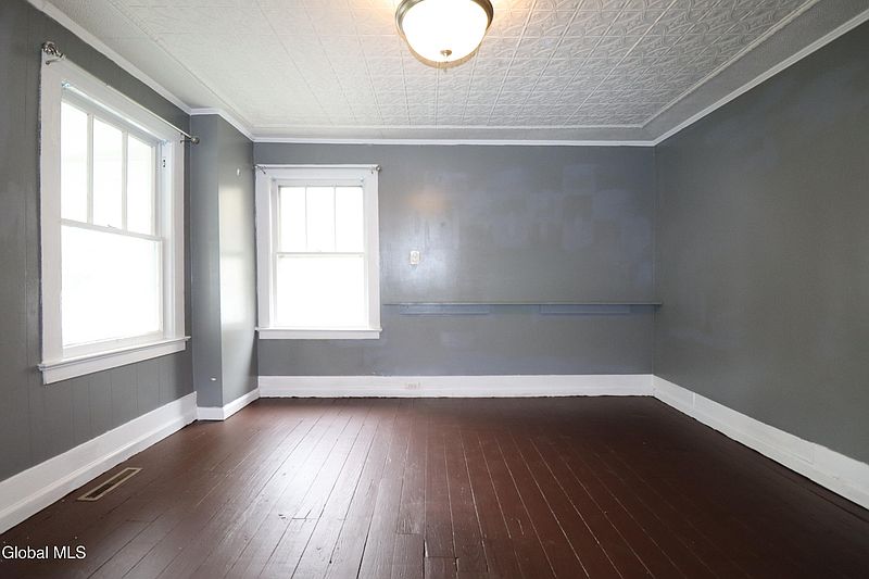 3rd image of 115 Mallard Lane