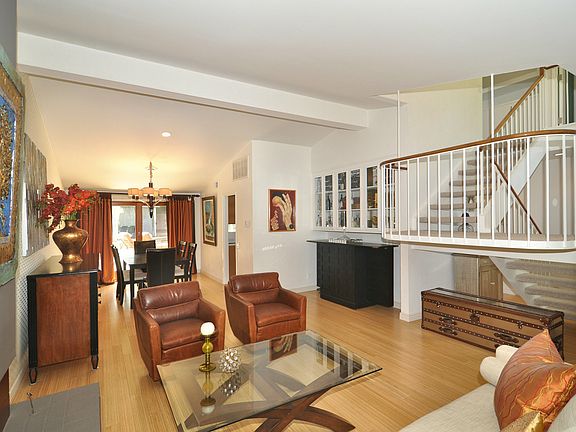 4th image of 17024 Escalon Dr