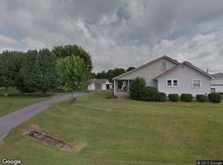 415 Allen Ferry Rd, Smithville, TN 37166