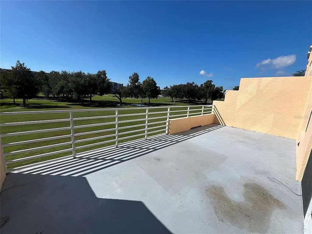 4460 Fairways Blvd — Photo 2