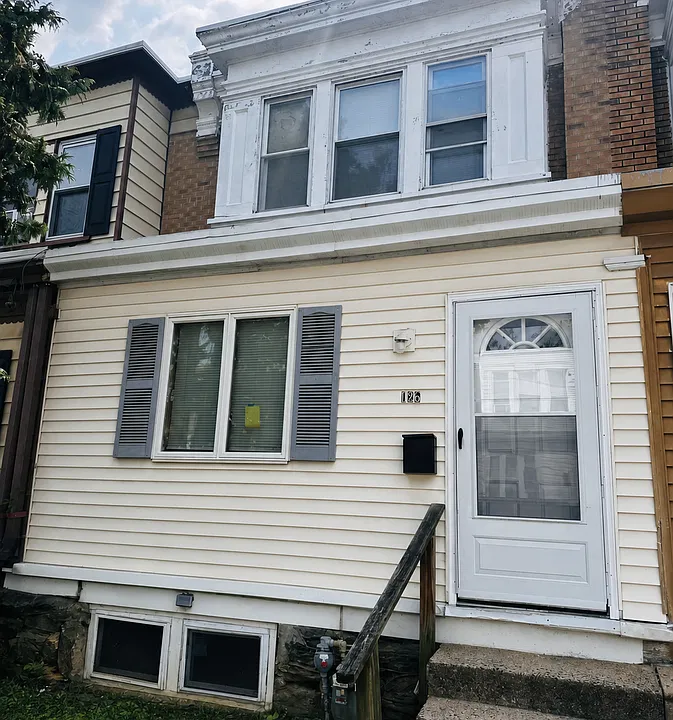 128 Wayne Ave