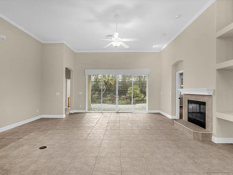 10674 Woodchase Cir — Photo 6