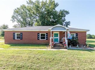 6932 Beecher Horton Rd, Heath Springs, SC 29058