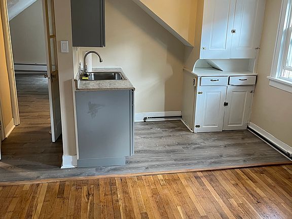 3rd image of 269 Myrtle Ave #3