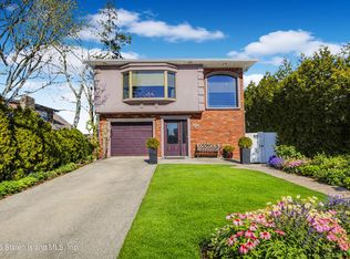 569 Jefferson Blvd, Staten Island, NY 10312