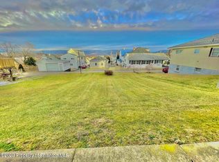 304 W Elm St, Dunmore, PA