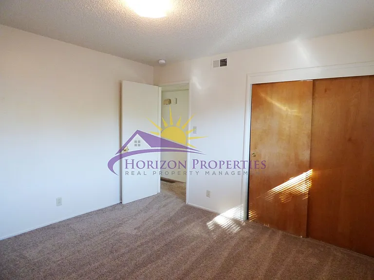 1430-1432 Topaz Way — Photo 14