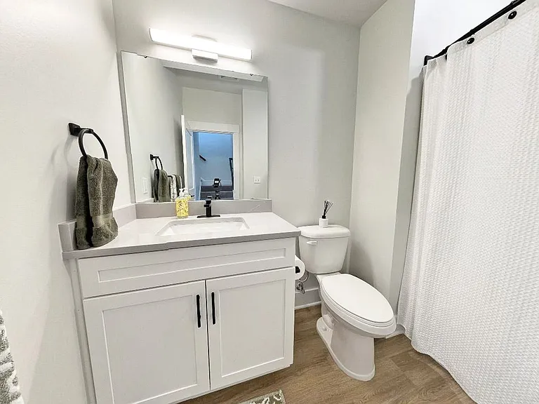 Pearl Street Townhomes — Photo 19