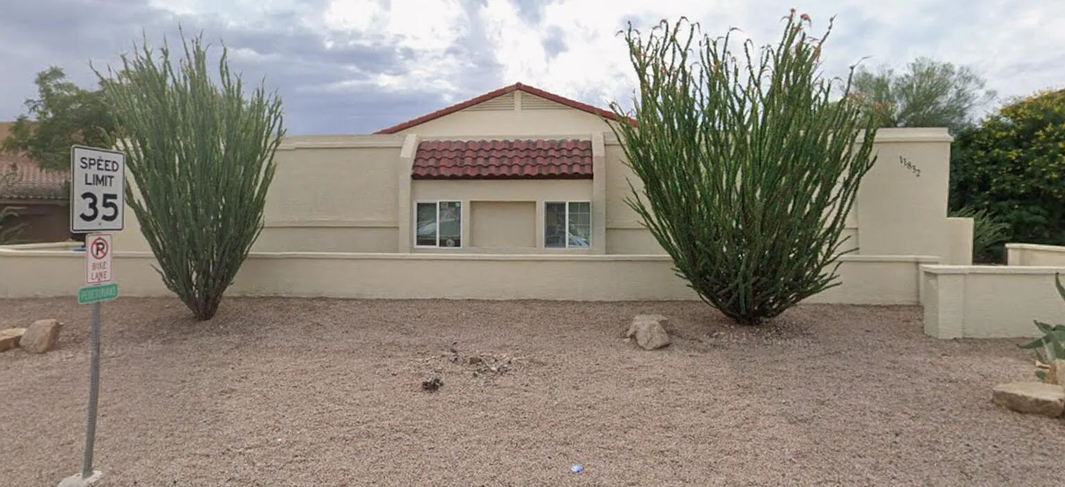 2 bed, 2.0 bath, 1200 sqft, $1,799 — Photo 2