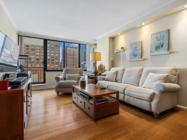 1991 Broadway image 1 of 16