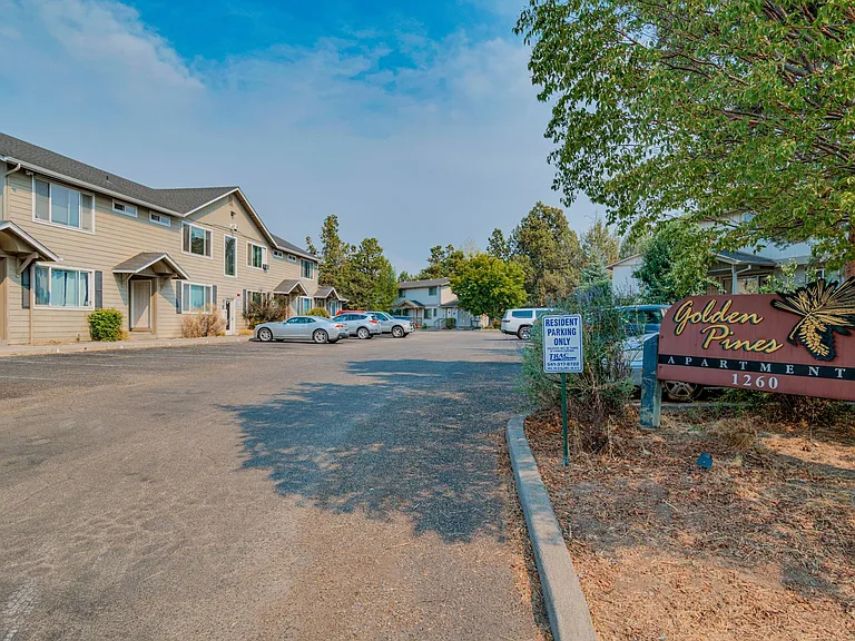 1260 NE Purcell Blvd #10 — Photo 4