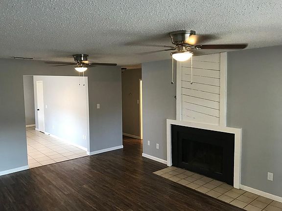 5th image of 2 Creekmont Ln