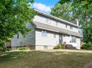 38476 Grand Ave, North Branch, MN 55056