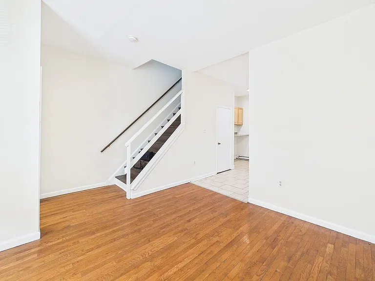 1519 N Bouvier St — Photo 2