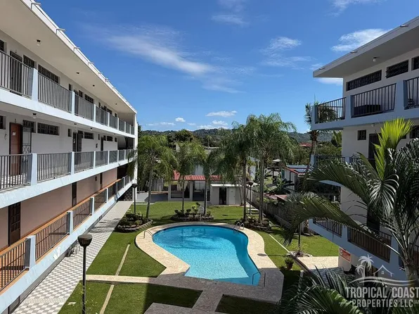 Condo Corcega Apart 3c Carr, Rincon, PR