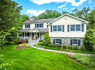 1 Fox Ridge Ct, Armonk, NY 10504