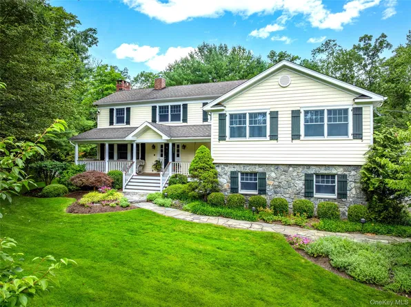 1 Fox Ridge Court, Armonk, NY 10504